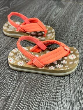 Reef little girl Coral Orange Daisy Backstrap Sandals